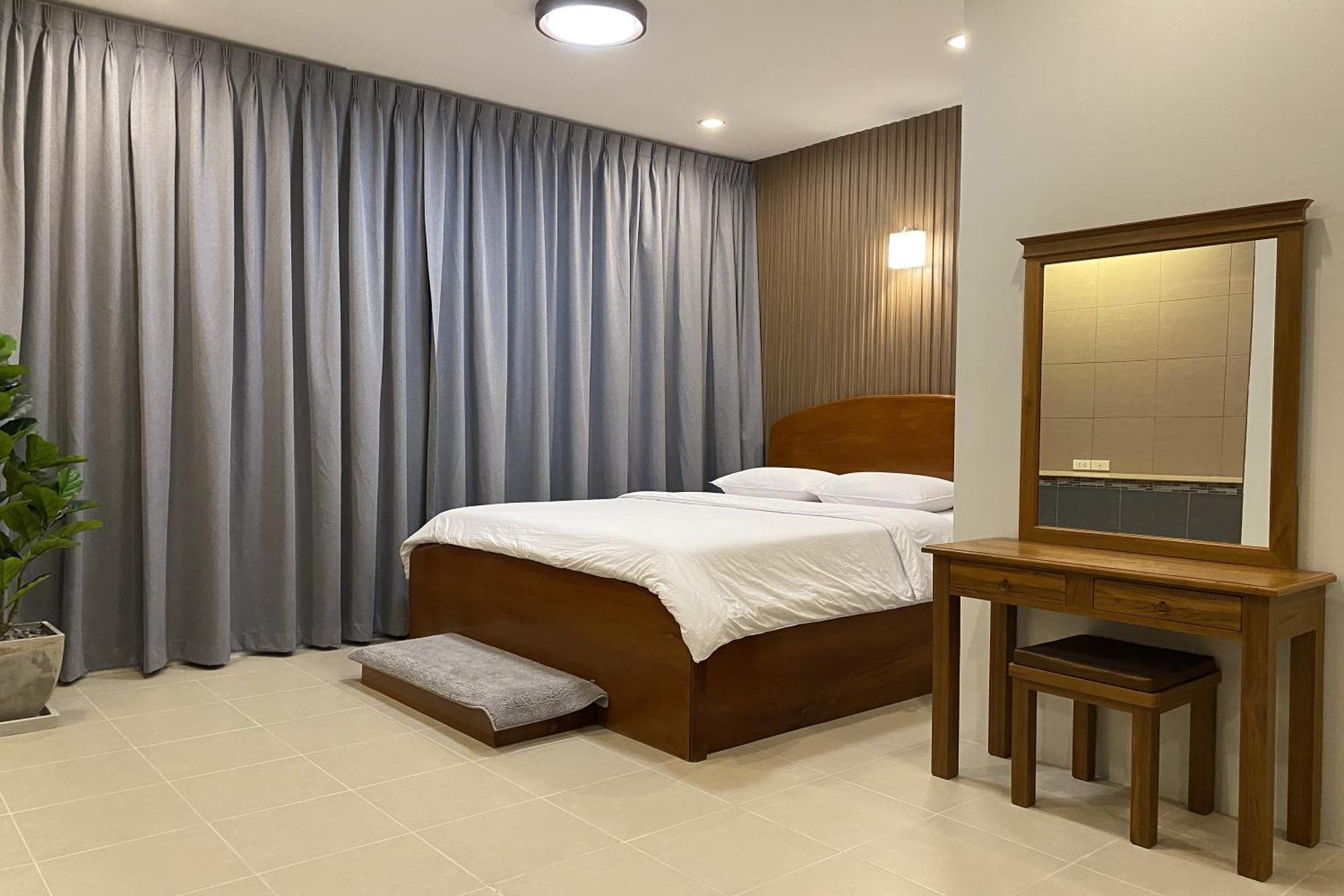 Sanaepatan Home Resort - เสน่ห์ป่าตาล โฮม รีสอร์ต Ban Buak Khang Exterior foto